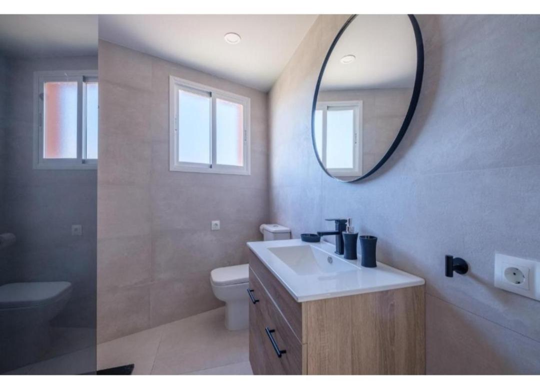 Costa Sur Apartment *
